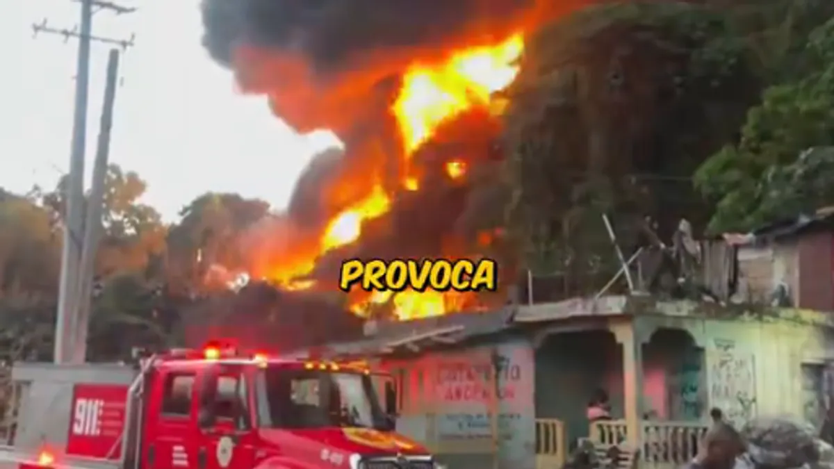 Supuesto haitiano inicia incendio en vertedero de Cancino Adentro