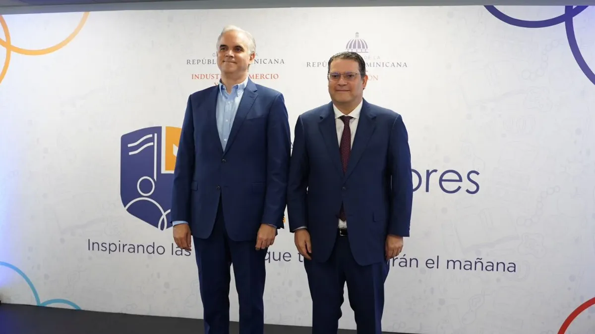 Gobierno lanza Embajadores STEM para llevar tecnología a las aulas